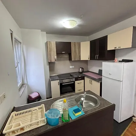 Skenderija - Private Parking Apartment