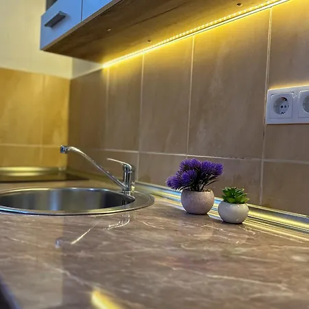 Skenderija - Private Parking Apartment *