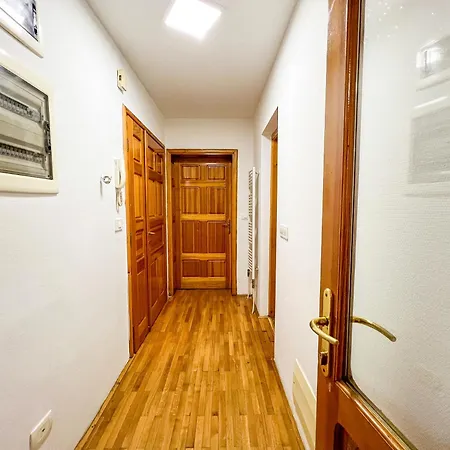 Skenderija - Private Parking * Sarajevo